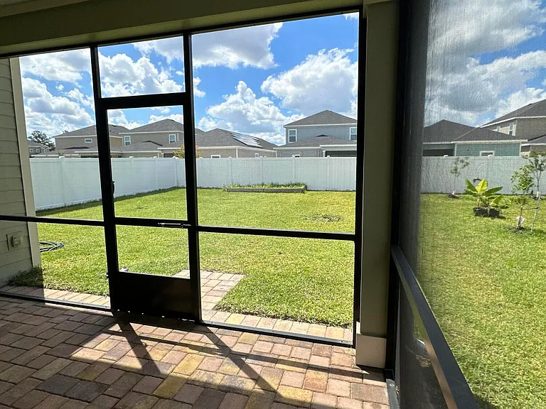 4002 Haydon Burns Pl — Photo 19