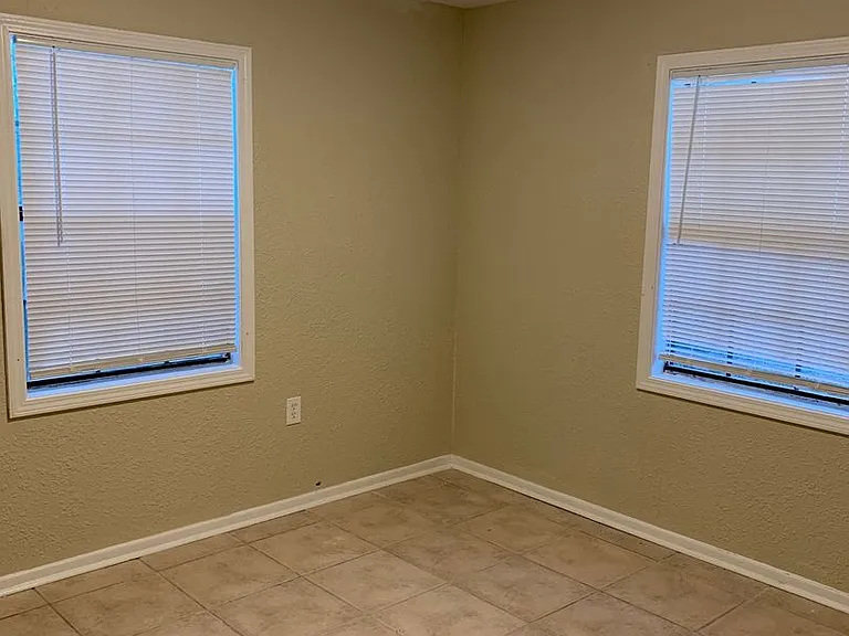 6139 Syrcle Ave — Photo 10
