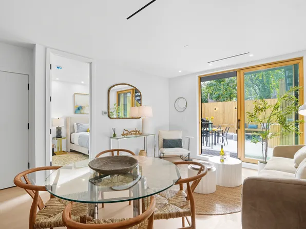 19 North Henry Street image 15 of 37