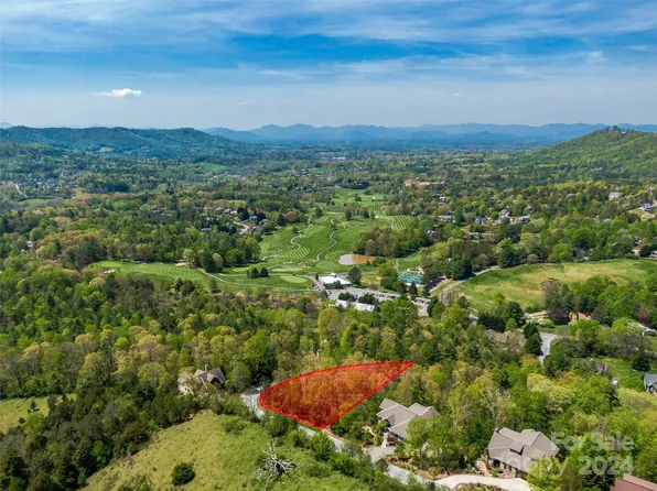 30 Courseview Dr, Weaverville, NC 28787