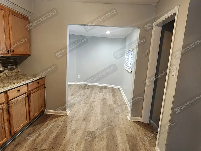 15000 Mayfield St — Photo 21