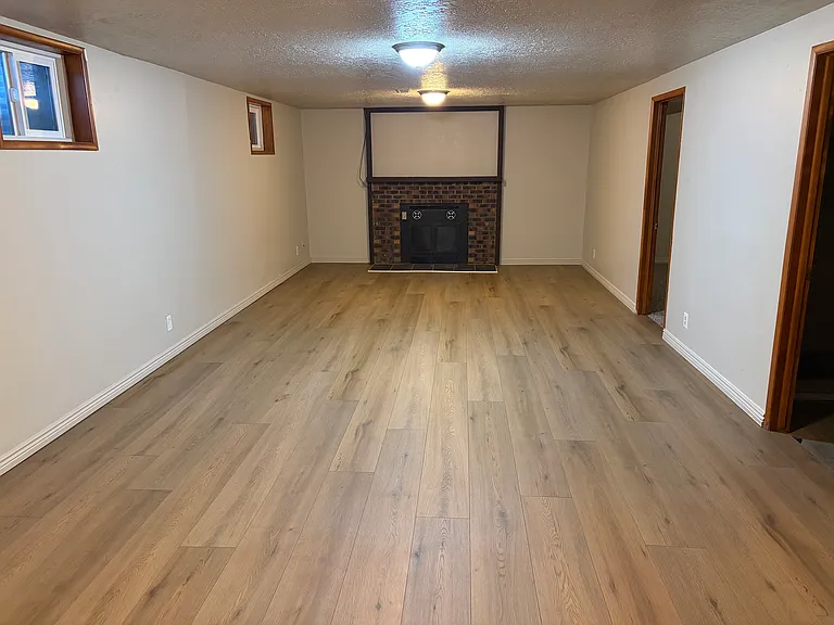 193 Crestview Dr — Photo 9