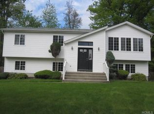 12 Fayva Ct, New City, NY 10956