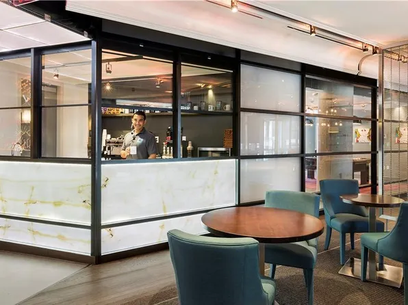 66 Rockwell Place image 8 of 19