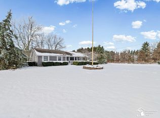 7011 Clark Rd, Ottawa Lake, MI 49267