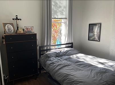 1st image of 1533 Pleasant St APT 3