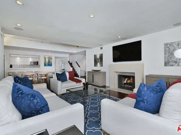 851 N Kings Rd APT 310, West Hollywood, CA 90069