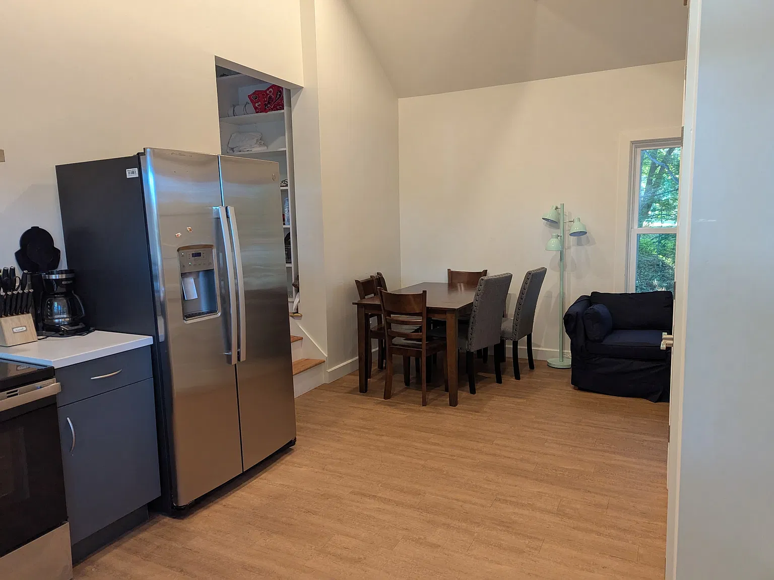 1 bed, $1,100 — Photo 2