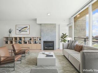 15445 Vine Ave #301, White Rock, BC V4B 2T3