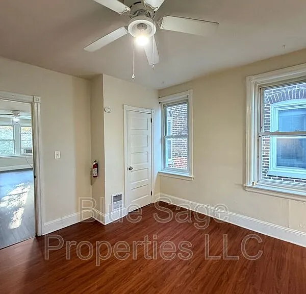 758 Saville Ave — Photo 9