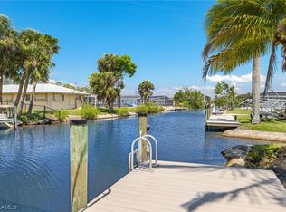 6420 Plumosa Ave, Fort Myers, FL 33908