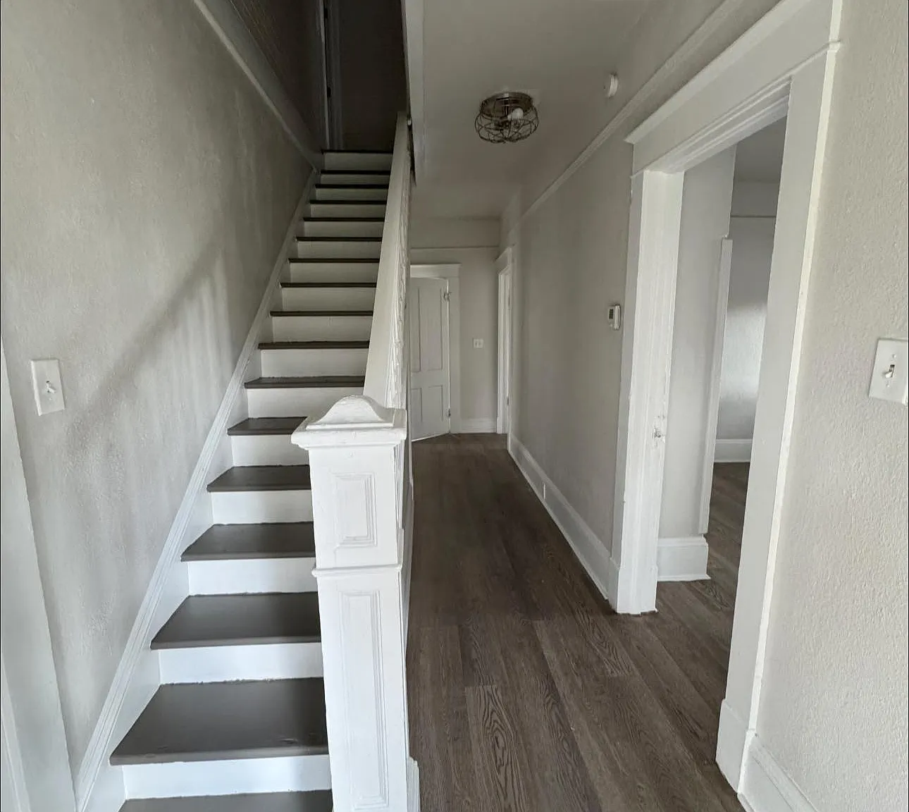 4 bed, 1350 sqft, $1,800 — Photo 4