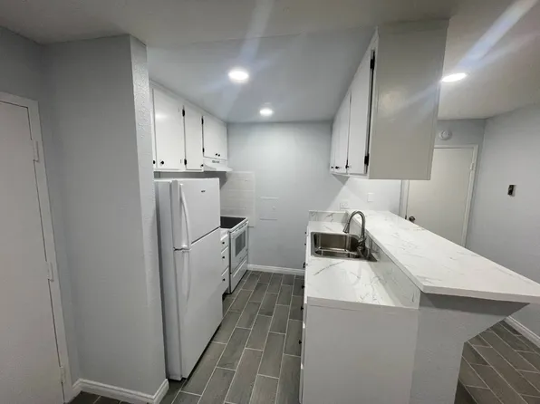 5585 E Pacific Coast Hwy Unit 171, Long Beach, CA 90804