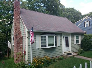 19 Bellaire Rd, West Roxbury, MA 02132