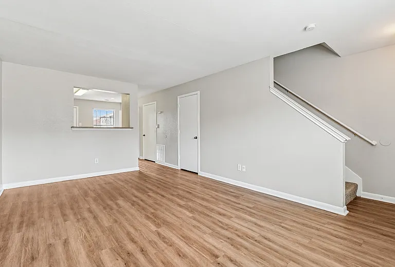 Parkland Pointe — Photo 14