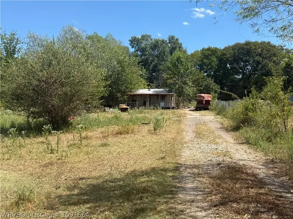 110805 S 4612th Rd, Sallisaw, OK 74955
