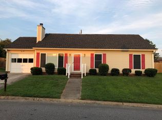 1512 Lewisburg Pointe Dr, Clemmons, NC 27012