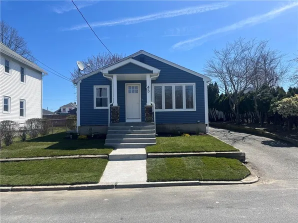 43 Gloucester St, Providence, RI 02908