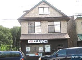 2006 Bigler St, Fort Lee, NJ 07024
