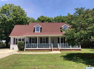 105 Kristen Ln, Hazel Green, AL 35750
