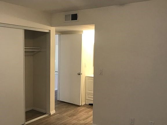 4th image of 4734 S Slauson Ave #202