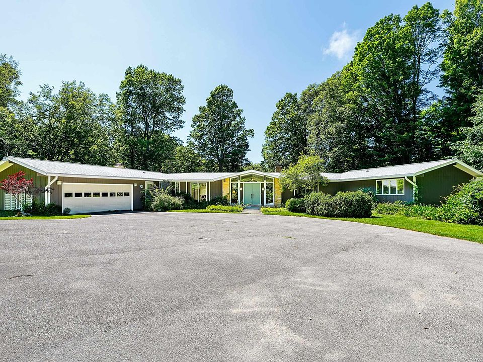 1st image of 3528 Potter Rd