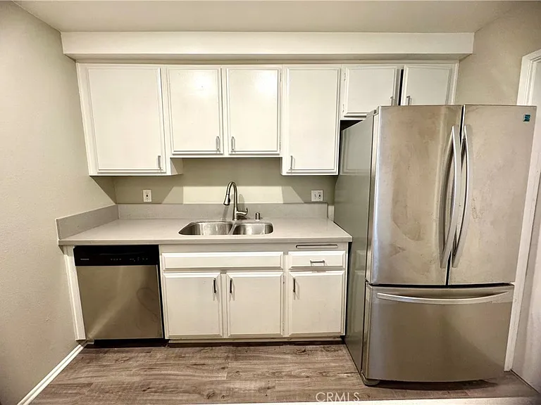 20254 E Arrow Hwy #B — Photo 10