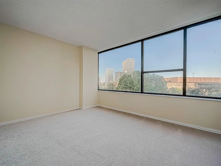 14 Greenway Plz #6P — Photo 18