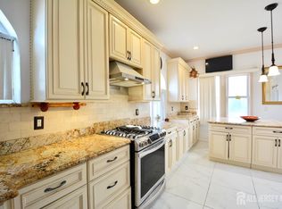 89 SE Rose St, Wood Ridge, NJ 07075