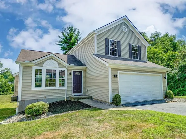 4196 Shayler Creek Dr, Batavia, OH 45103