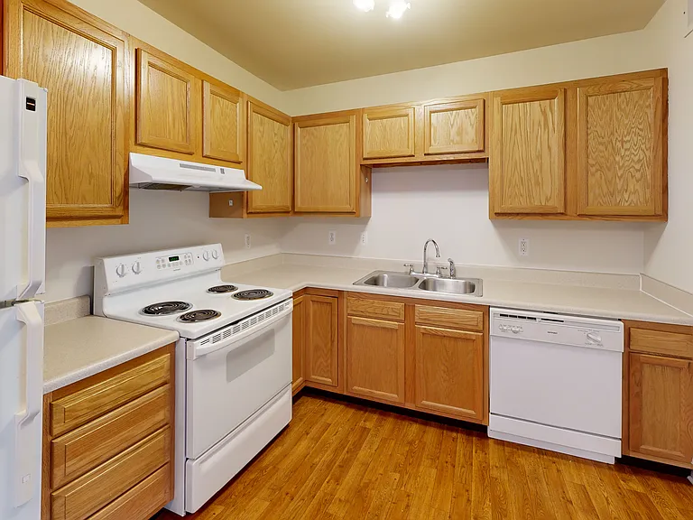 Ravine Apartments — Photo 30