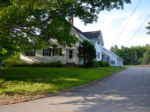 59 Prospect St APT 2, Lebanon, NH 03766