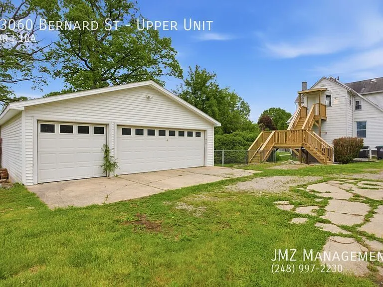 23060 Bernard St #UPPER — Photo 34