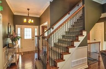 4th image of 1521 NE Craigievar Dr