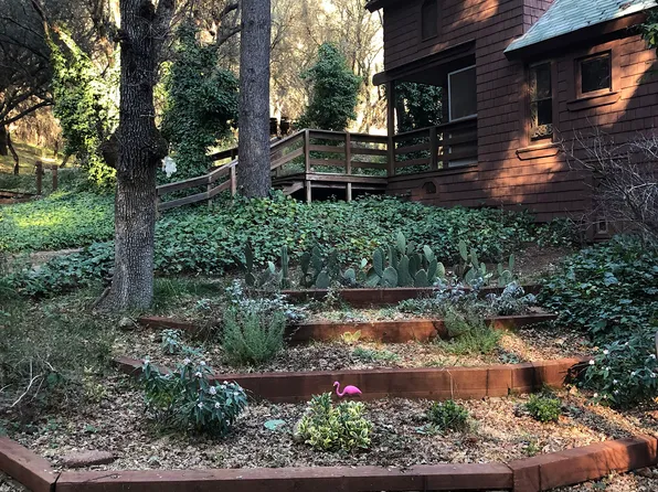 10200 Hideaway Pl, Grass Valley, CA 95949