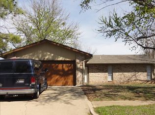 1913 Lakehurst Dr, Norman, OK 73071