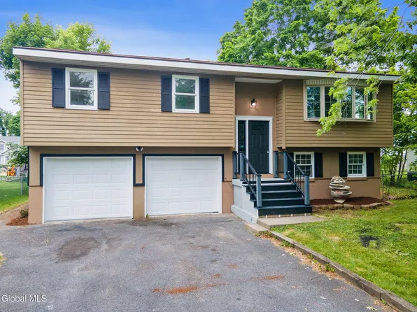 62 Green Island Avenue, Latham, NY 12110