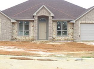 2516 Oasis Dr, Longview, TX 75601