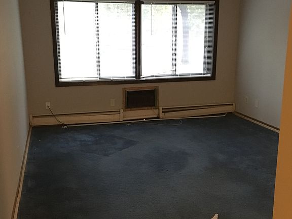 5th image of 117 Church St APT 106