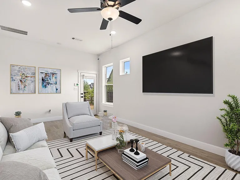 15159 Parkland Canyon Dr — Photo 11