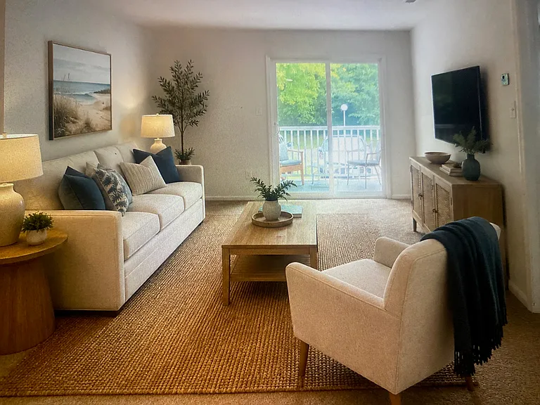 1321 Destination Ln — Photo 2