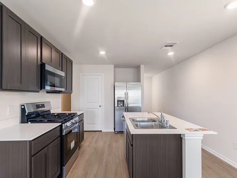 3006 Serenity Ln — Photo 11