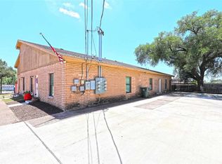 820 Laredo St, Laredo, TX 78040