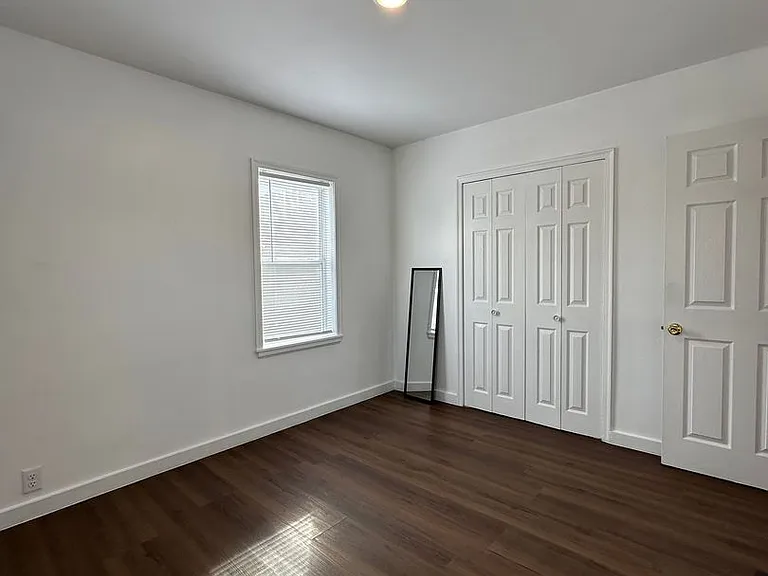 1404 W Bethel Ave — Photo 28