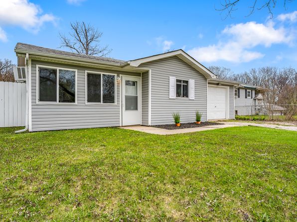 26757 S Linden Ln, Crete, IL 60417