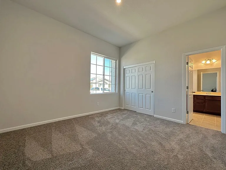 2028 Smith Dr #1 — Photo 8