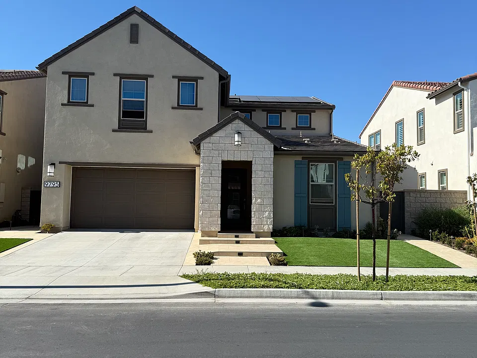 9795 Heron Ave