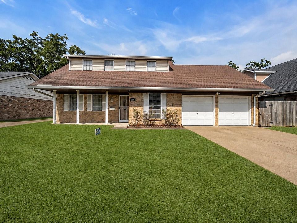 1st image of 2808 Burke Rd