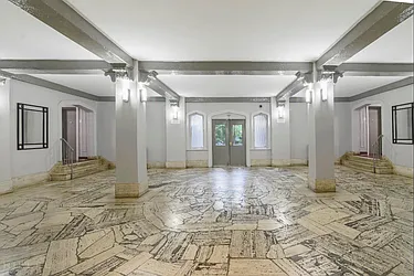 Rented by Hillel Realty Group