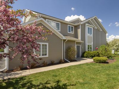 770 Bridlewood DRIVE #6104 F, Hartford, WI, 53027